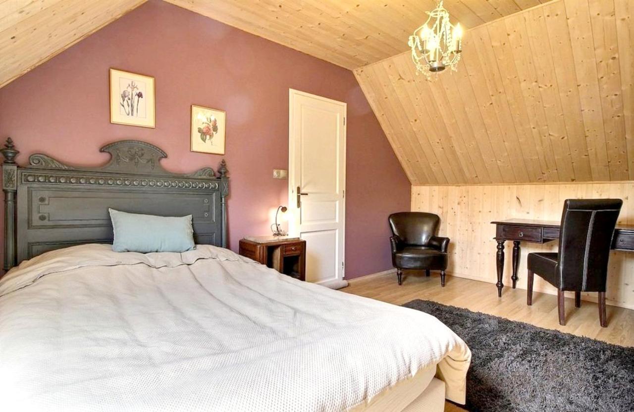 Maison Spacieuse A Plougonven Avec Jacuzzi Et Jardin Экстерьер фото
